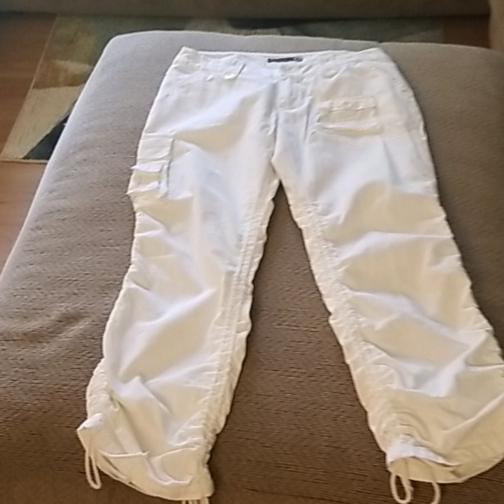 White Summer Pants - Capris